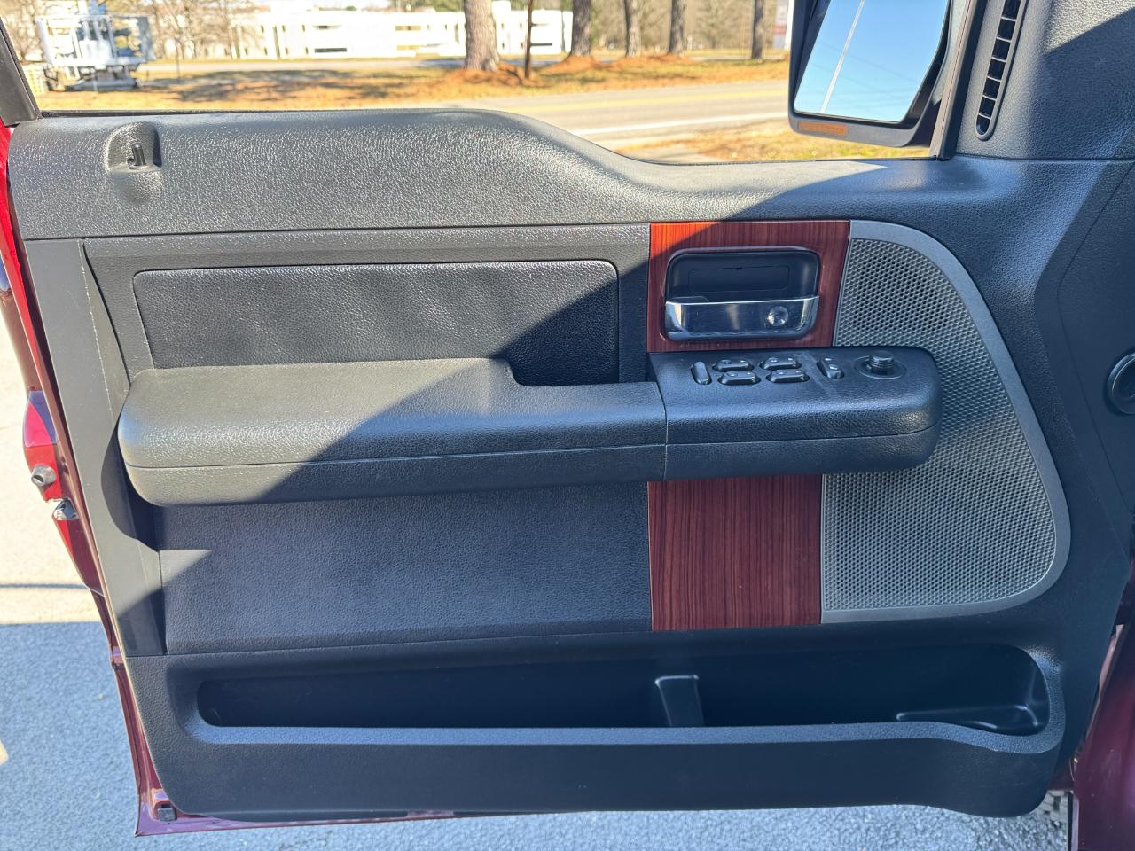 Ford F-150 Lariat SuperCab Long Bed 4WD 2005