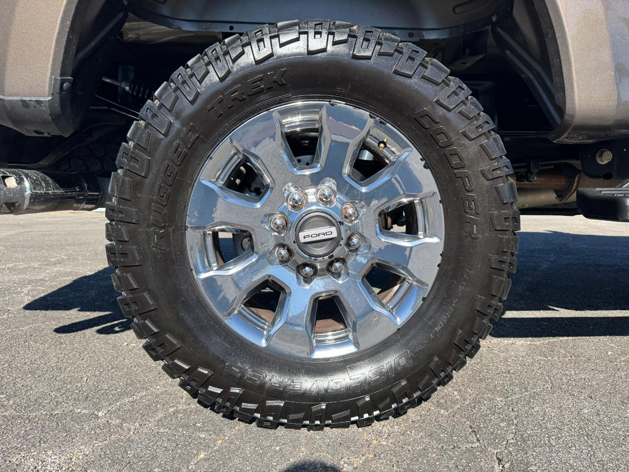 Ford F-250 SD Lariat Crew Cab 4WD 2017