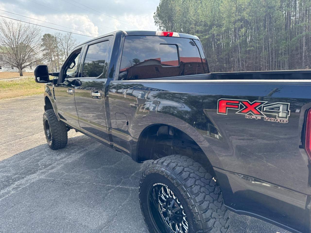 Ford F-250 SD Platinum Crew Cab Long Bed 4WD 2017