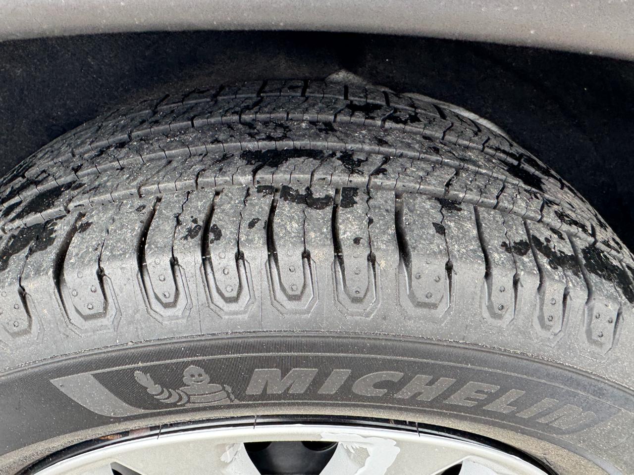 Nissan Rogue S 2WD 2016