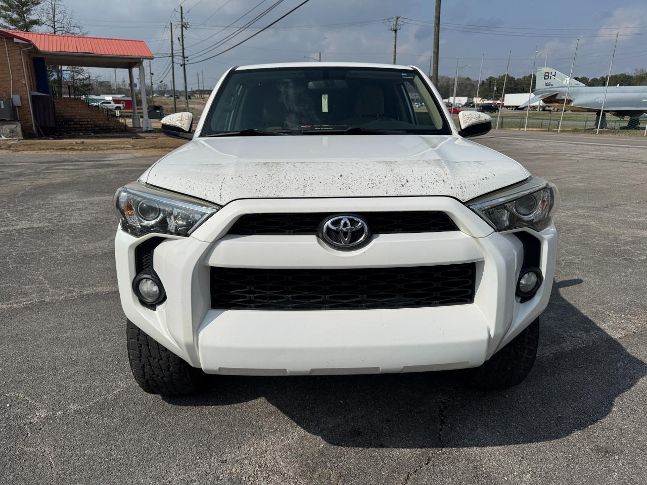 Toyota 4Runner SR5 2WD 2016