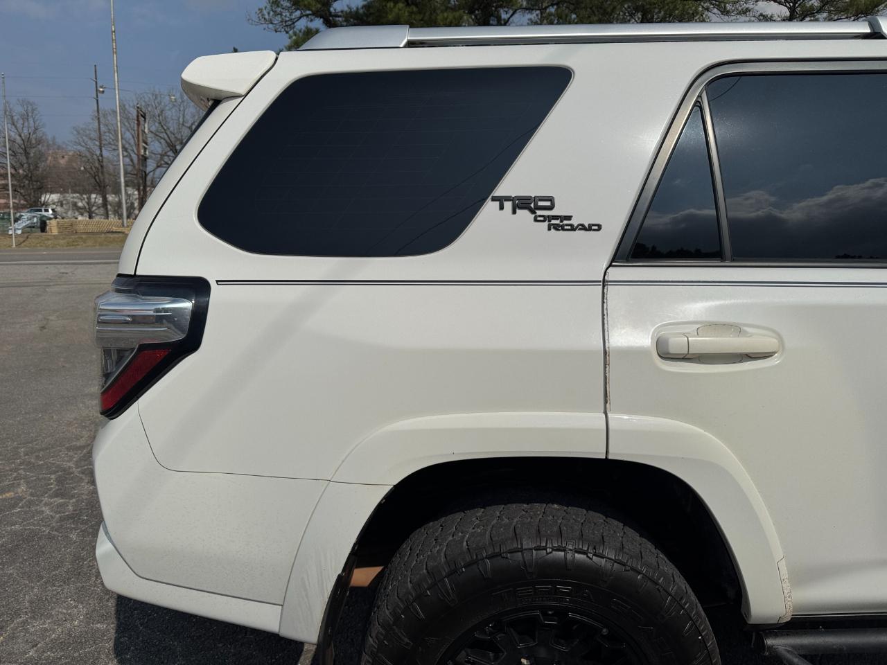 Toyota 4Runner SR5 2WD 2016