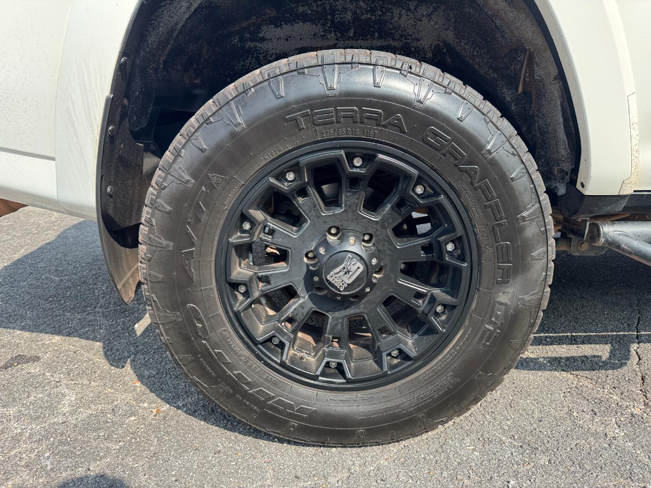 Toyota 4Runner SR5 2WD 2016