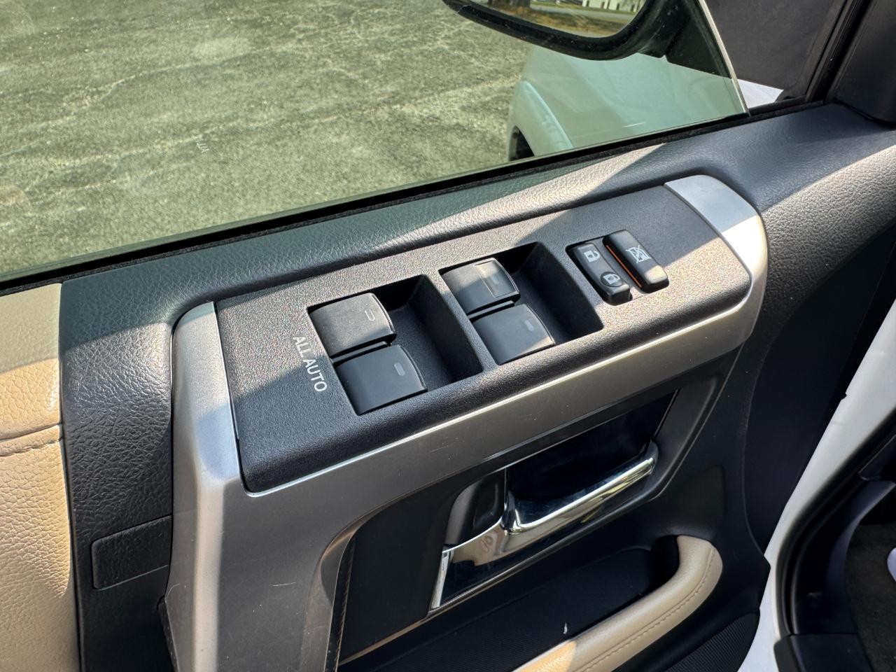 Toyota 4Runner SR5 2WD 2016