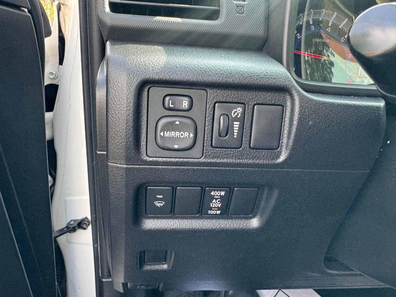 Toyota 4Runner SR5 2WD 2016