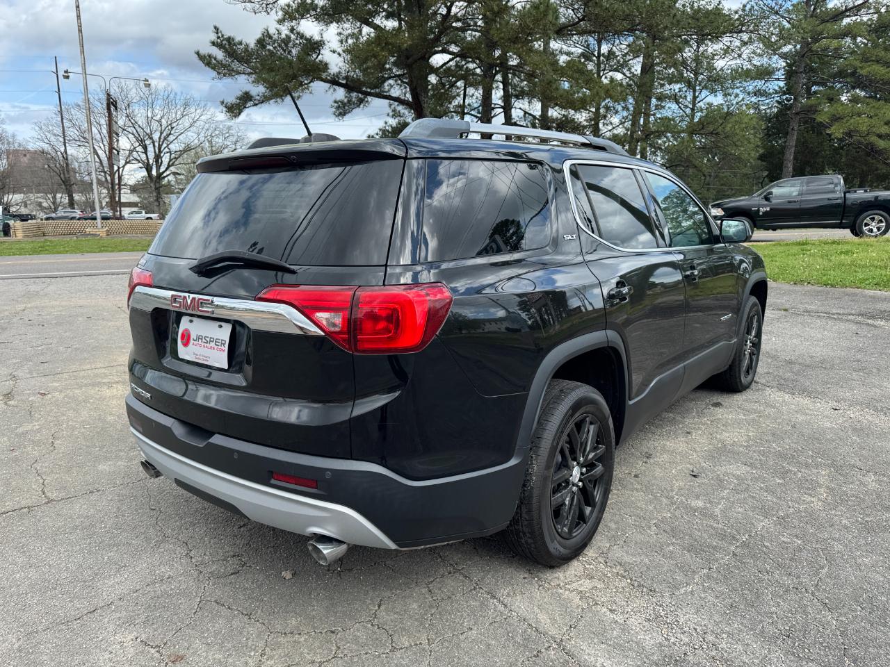 GMC Acadia SLT-1 FWD 2019