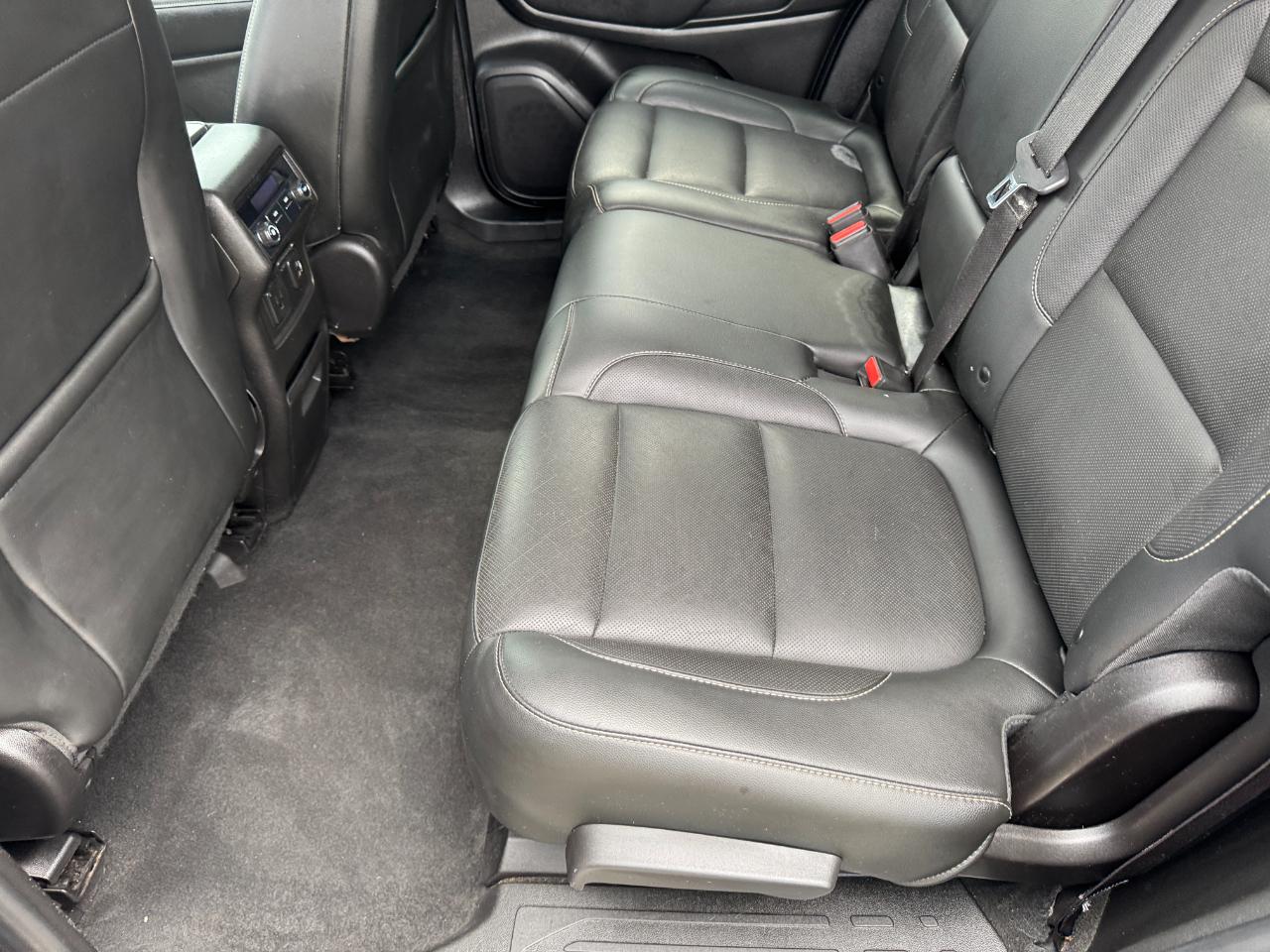 GMC Acadia SLT-1 FWD 2019