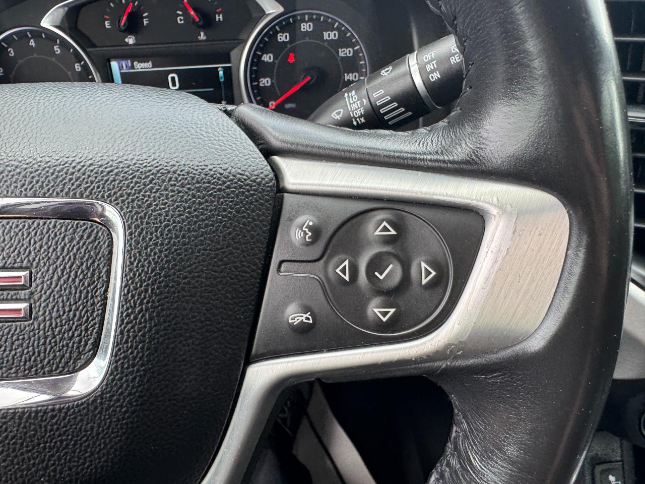 GMC Acadia SLT-1 FWD 2019