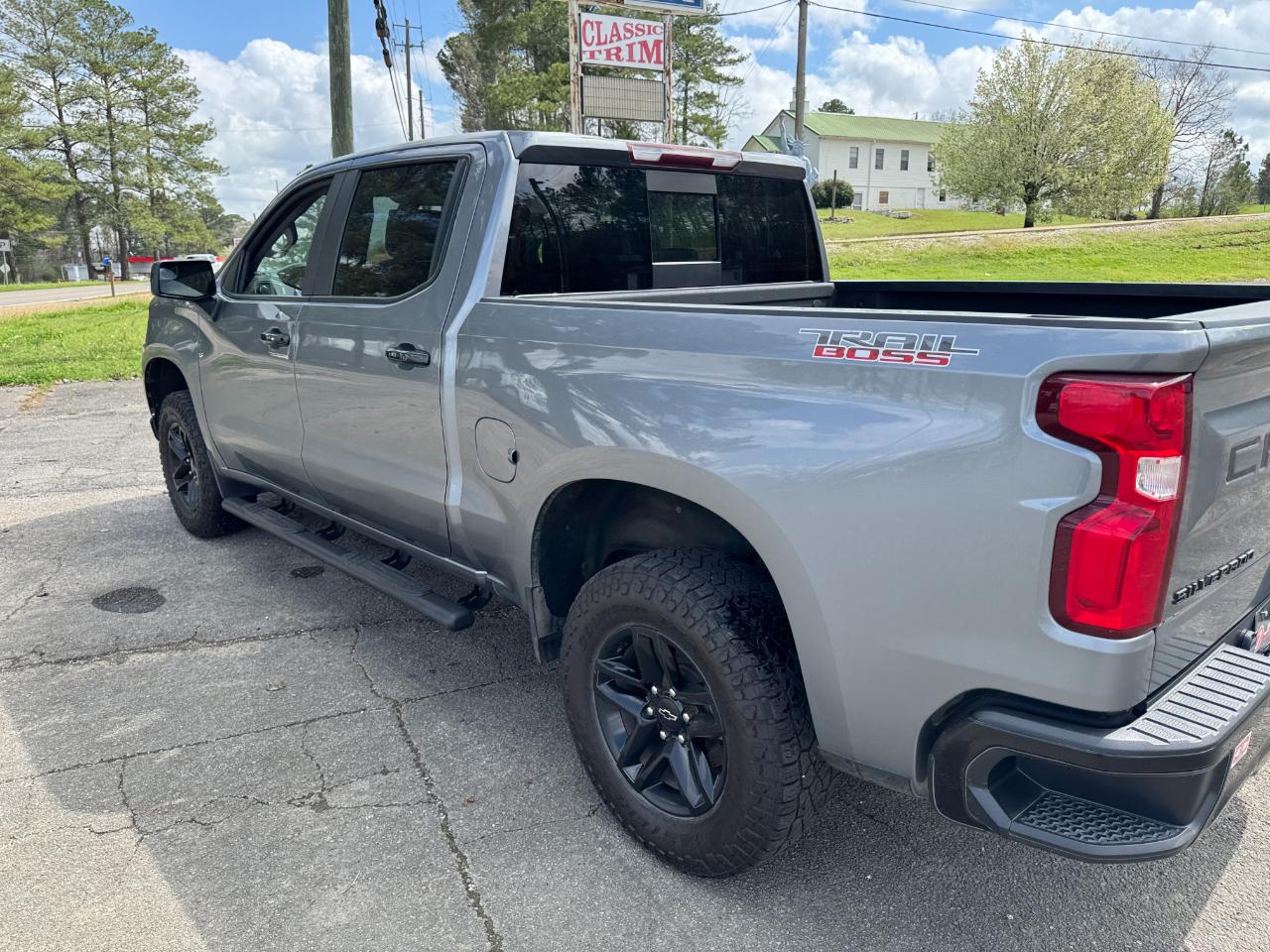 Chevrolet Silverado 1500 LT Trail Boss Crew Cab 4WD 2021