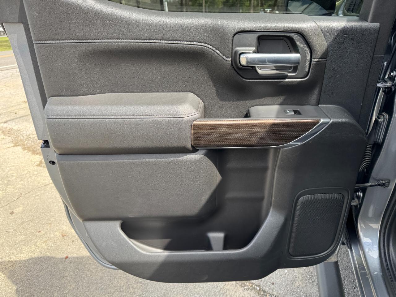 Chevrolet Silverado 1500 LT Trail Boss Crew Cab 4WD 2021