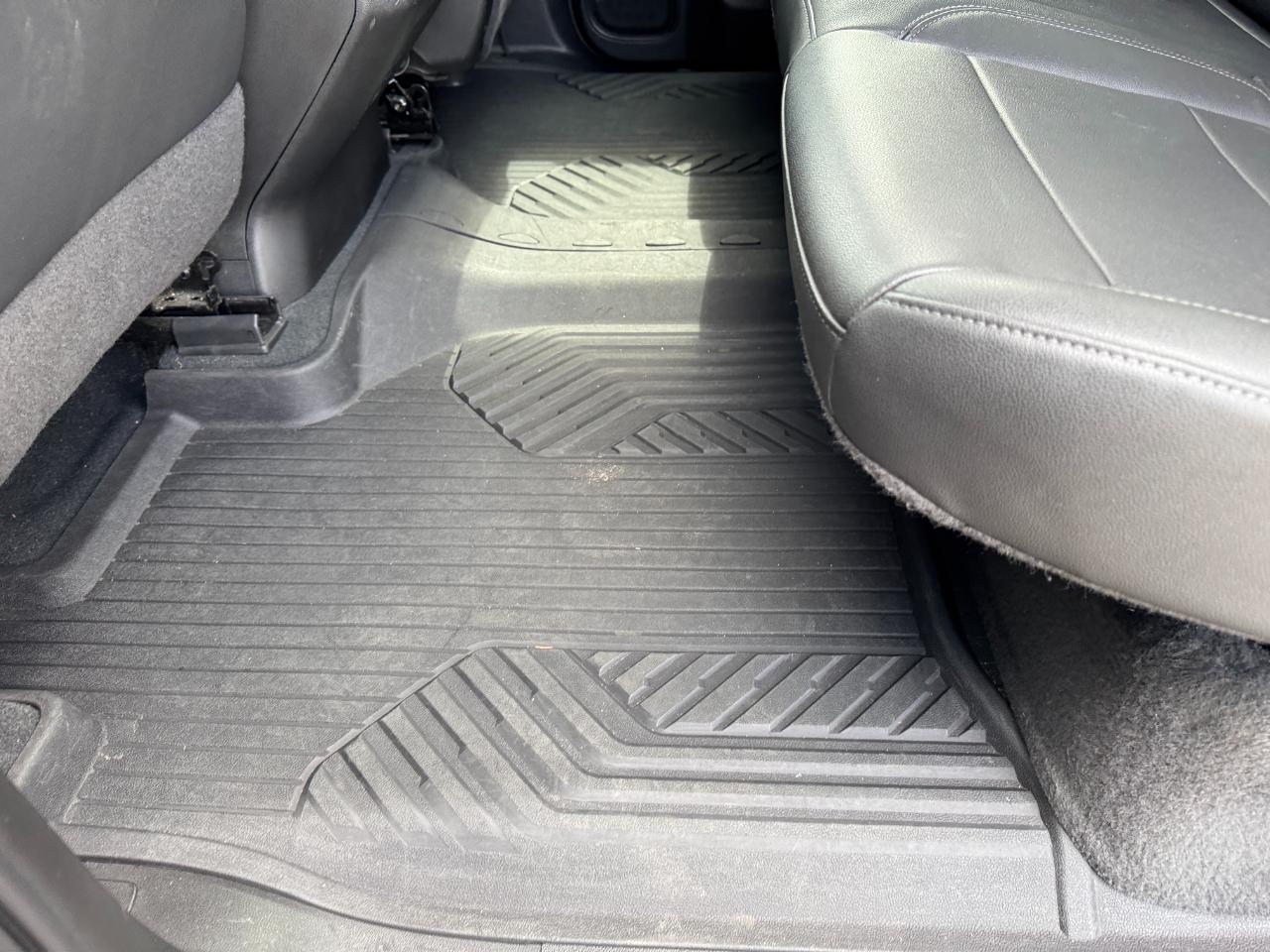 Chevrolet Silverado 1500 LT Trail Boss Crew Cab 4WD 2021