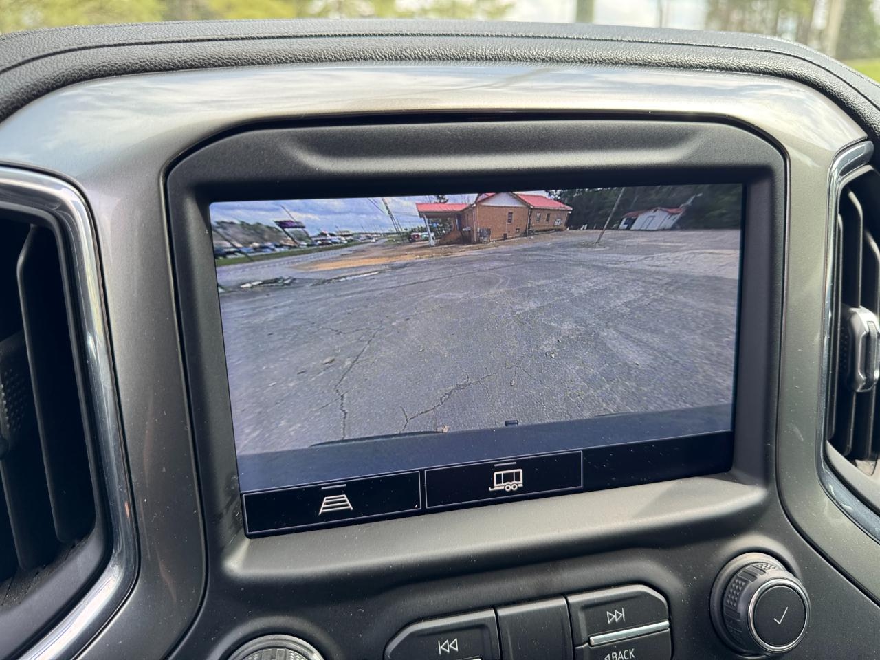 Chevrolet Silverado 1500 LT Trail Boss Crew Cab 4WD 2021