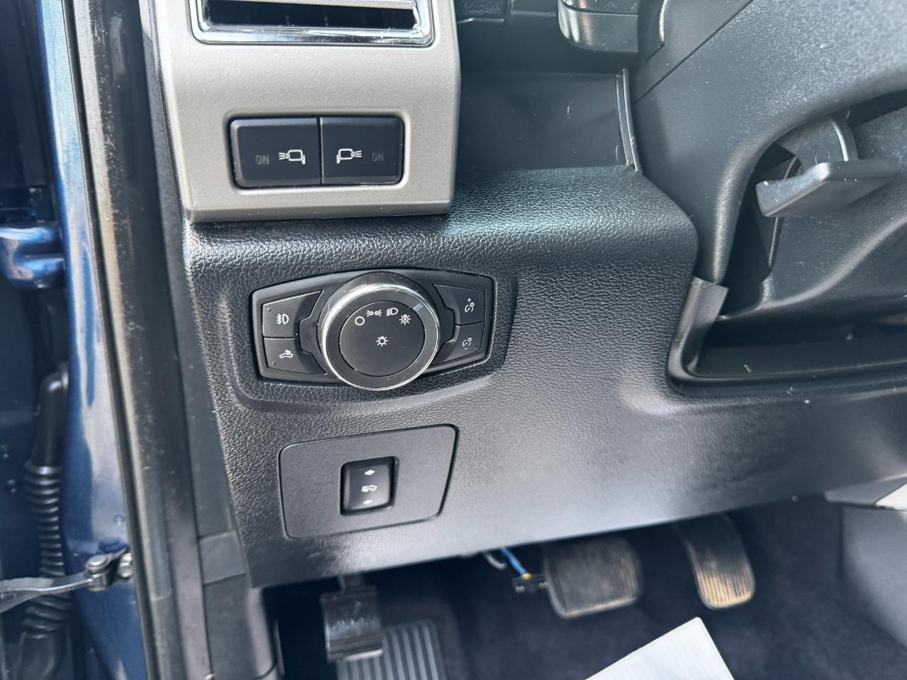 Ford F-150 Lariat SuperCrew 6.5-ft. Bed 4WD 2015