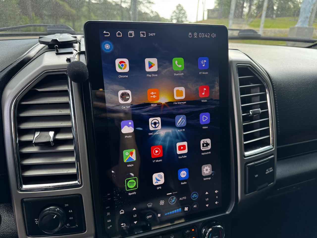 Ford F-150 Lariat SuperCrew 6.5-ft. Bed 4WD 2015