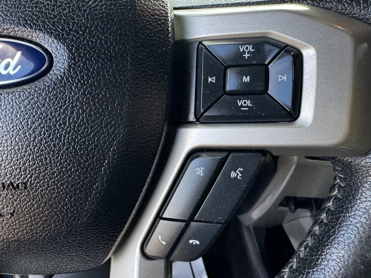 Ford F-150 Lariat SuperCrew 6.5-ft. Bed 4WD 2015