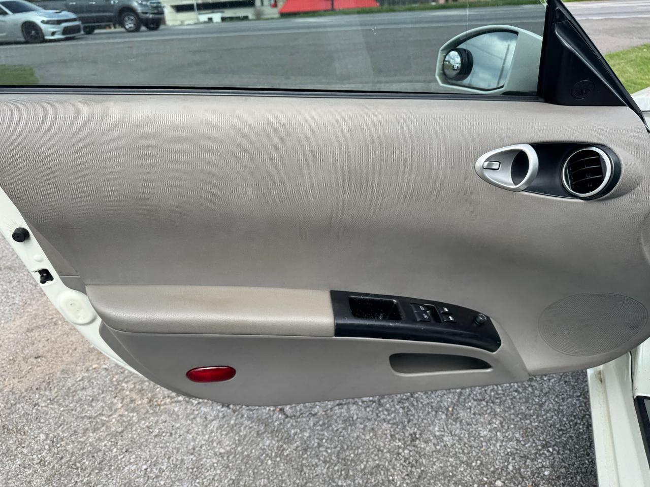 Nissan 350Z Enthusiast Roadster 2005