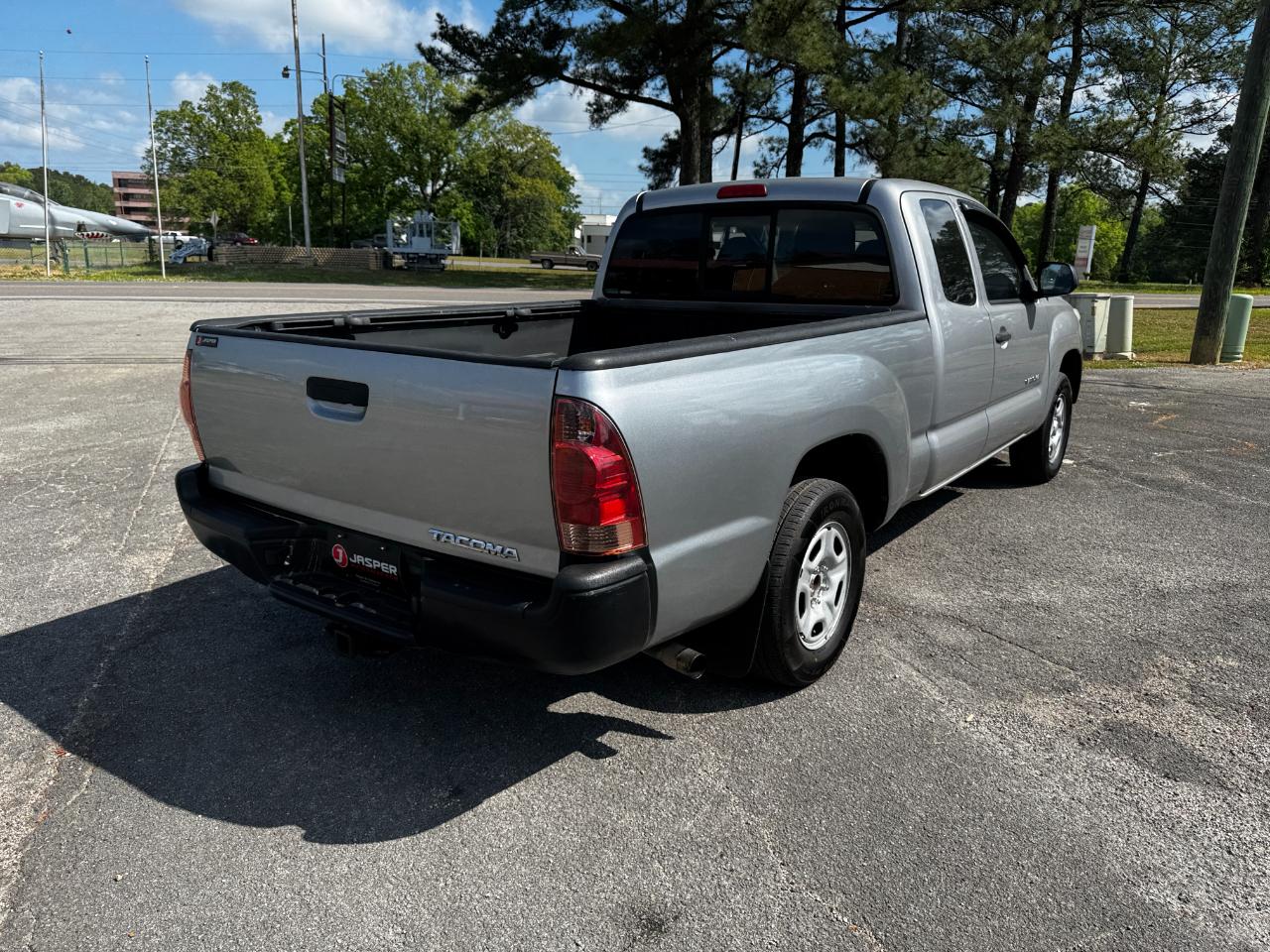 Toyota Tacoma Access Cab I4 4AT 2WD 2015