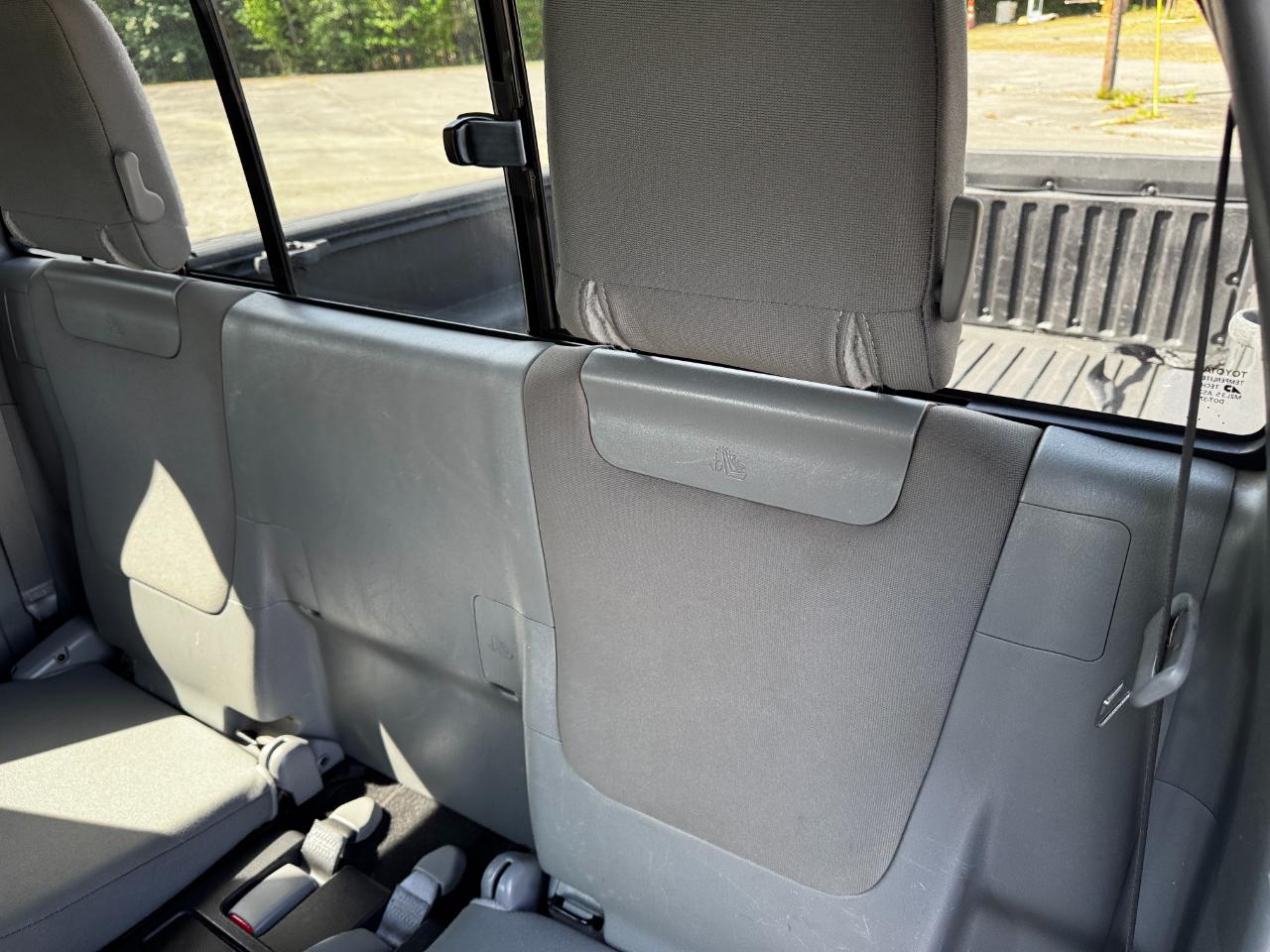 Toyota Tacoma Access Cab I4 4AT 2WD 2015