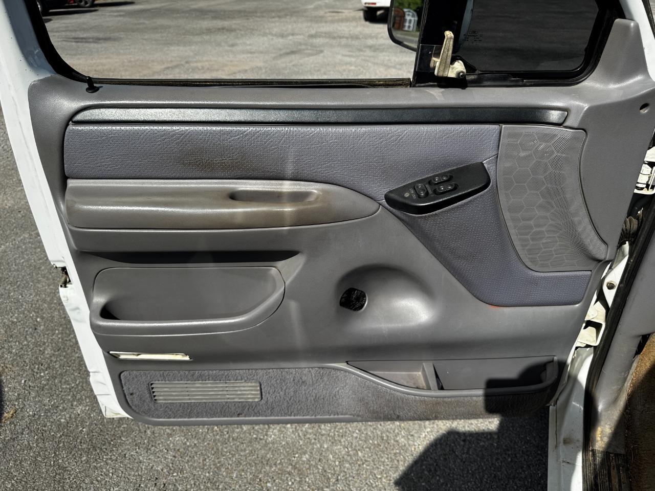 Ford F-350 XL SuperCab DRW 2WD 1997