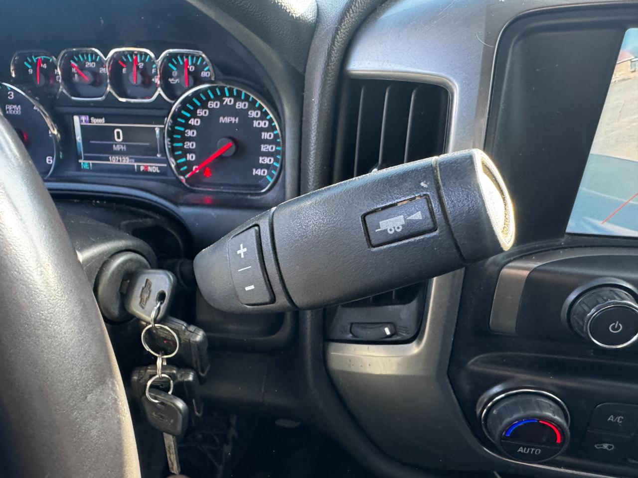 Chevrolet Silverado 1500 LT Crew Cab 2WD 2018