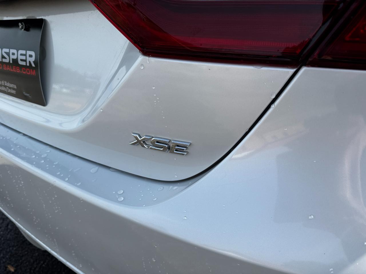 Toyota Camry 4dr Sdn I4 Auto XSE (Natl) 2021