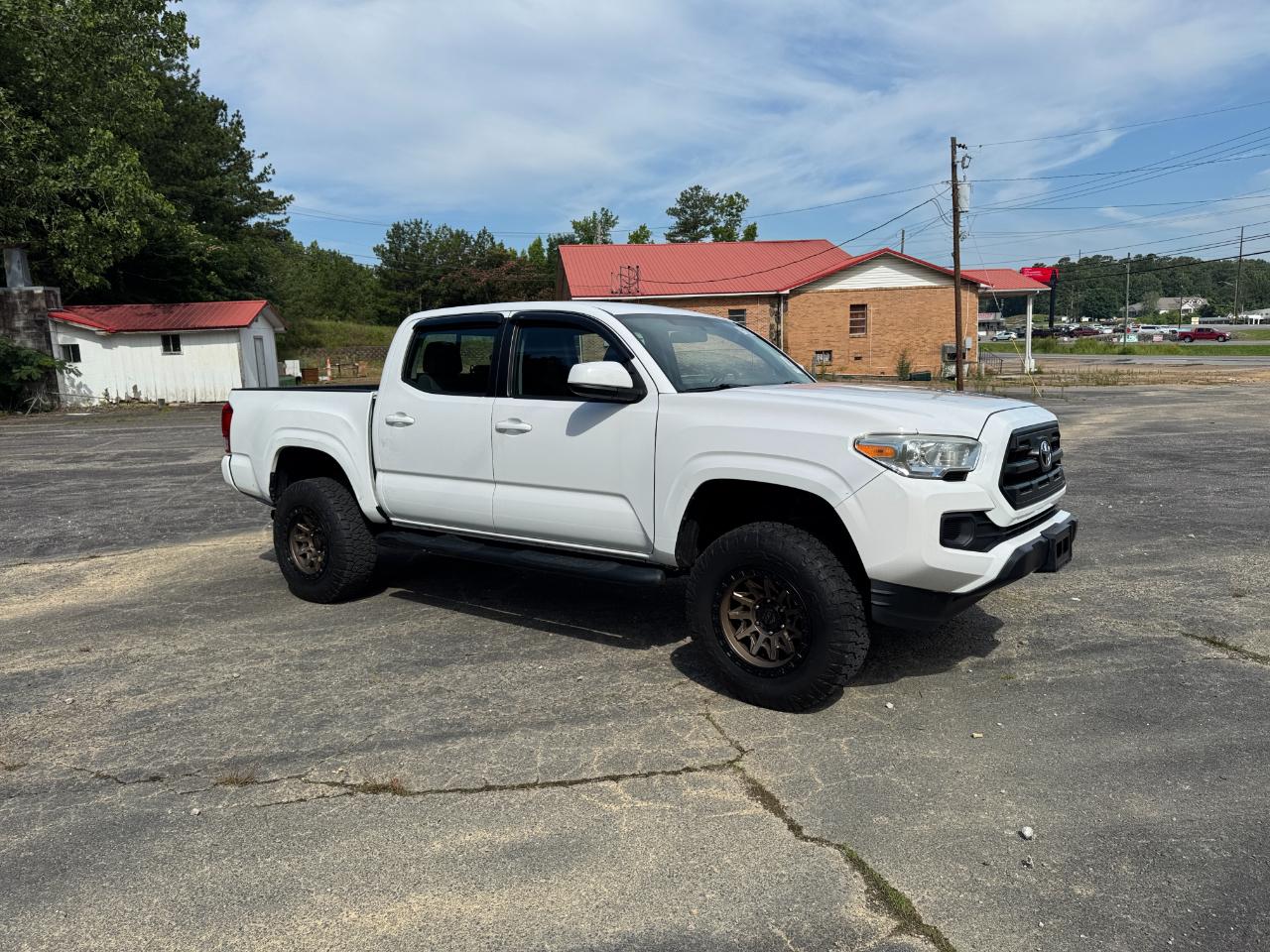 Toyota Tacoma  2017