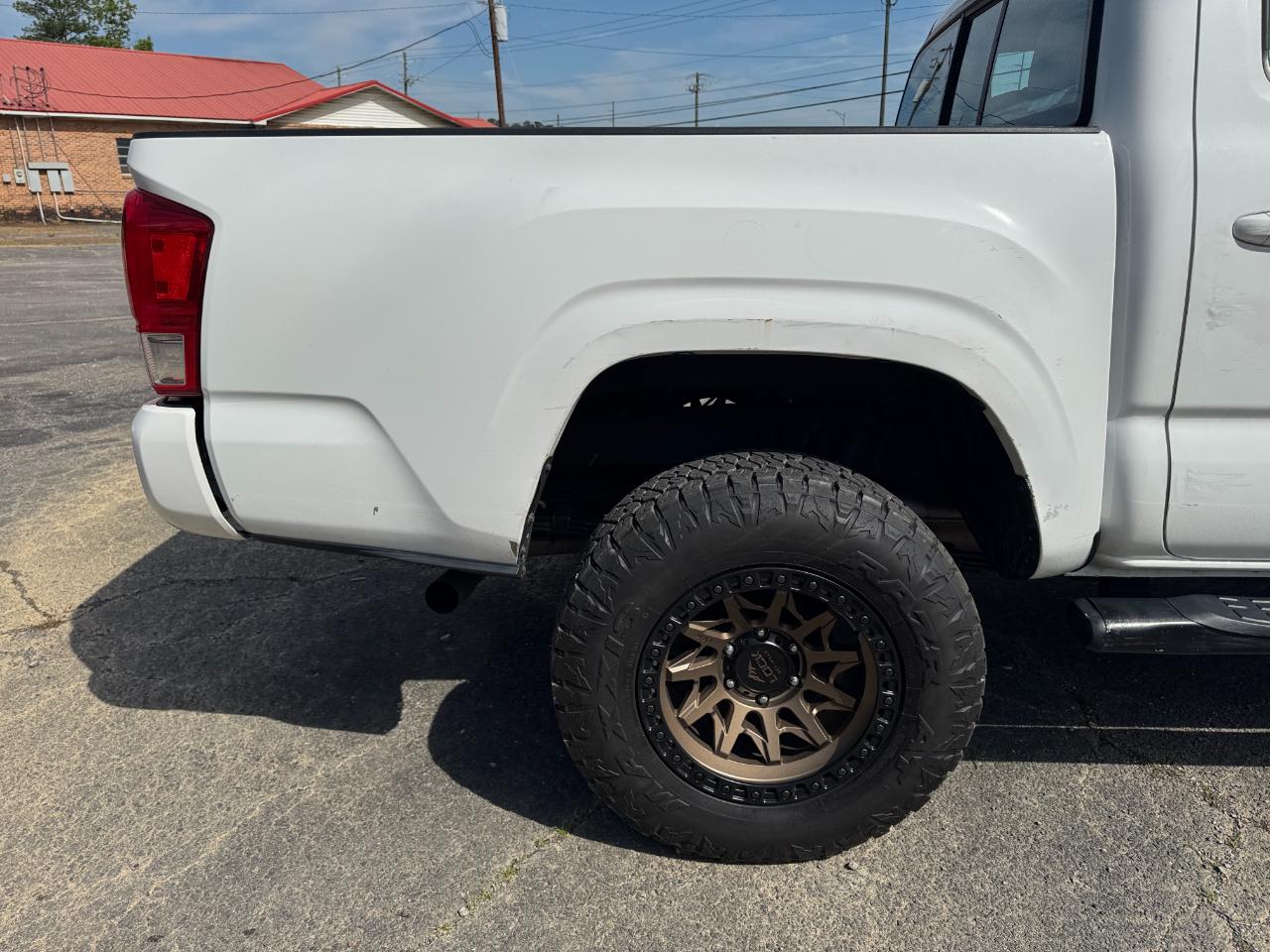Toyota Tacoma  2017