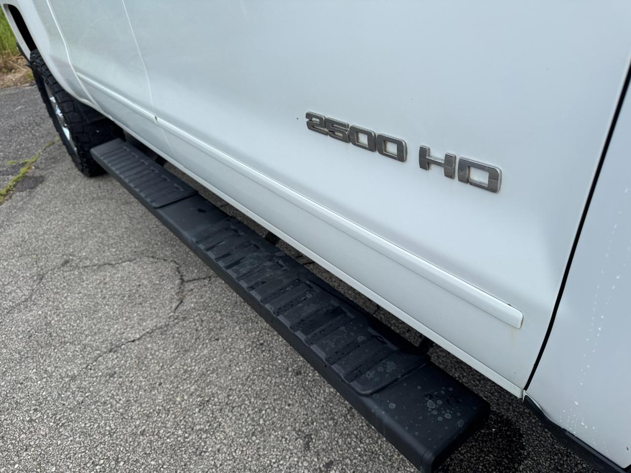 Chevrolet Silverado 2500HD LT Crew Cab 4WD 2015