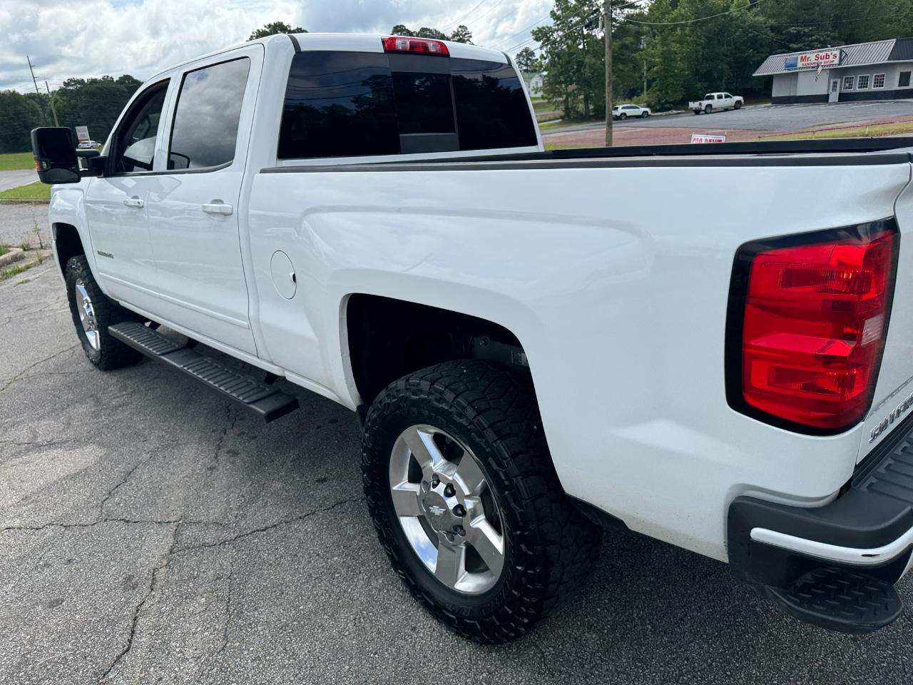 Chevrolet Silverado 2500HD LT Crew Cab 4WD 2015