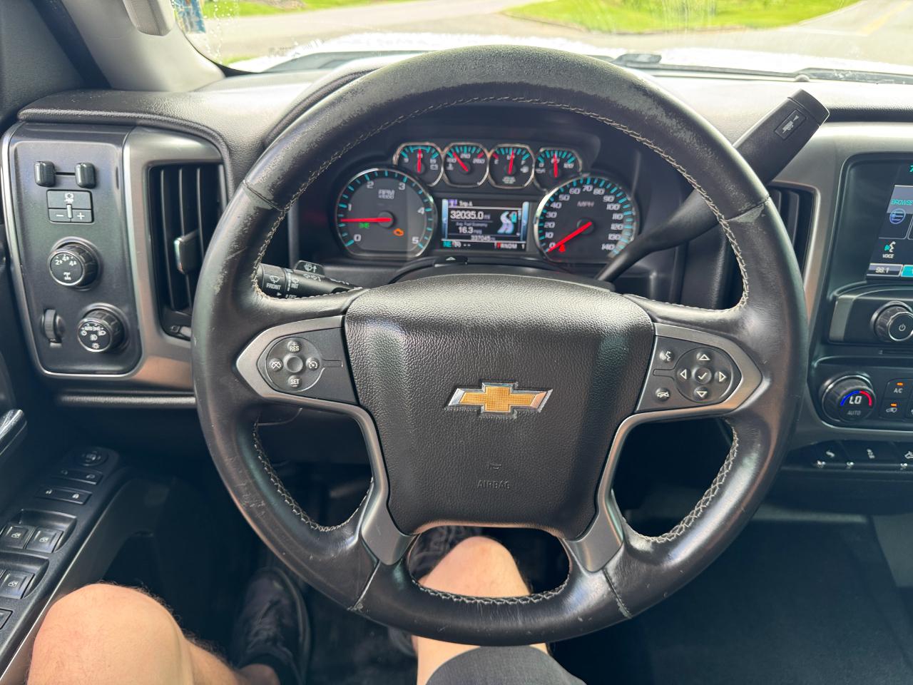 Chevrolet Silverado 2500HD LT Crew Cab 4WD 2015