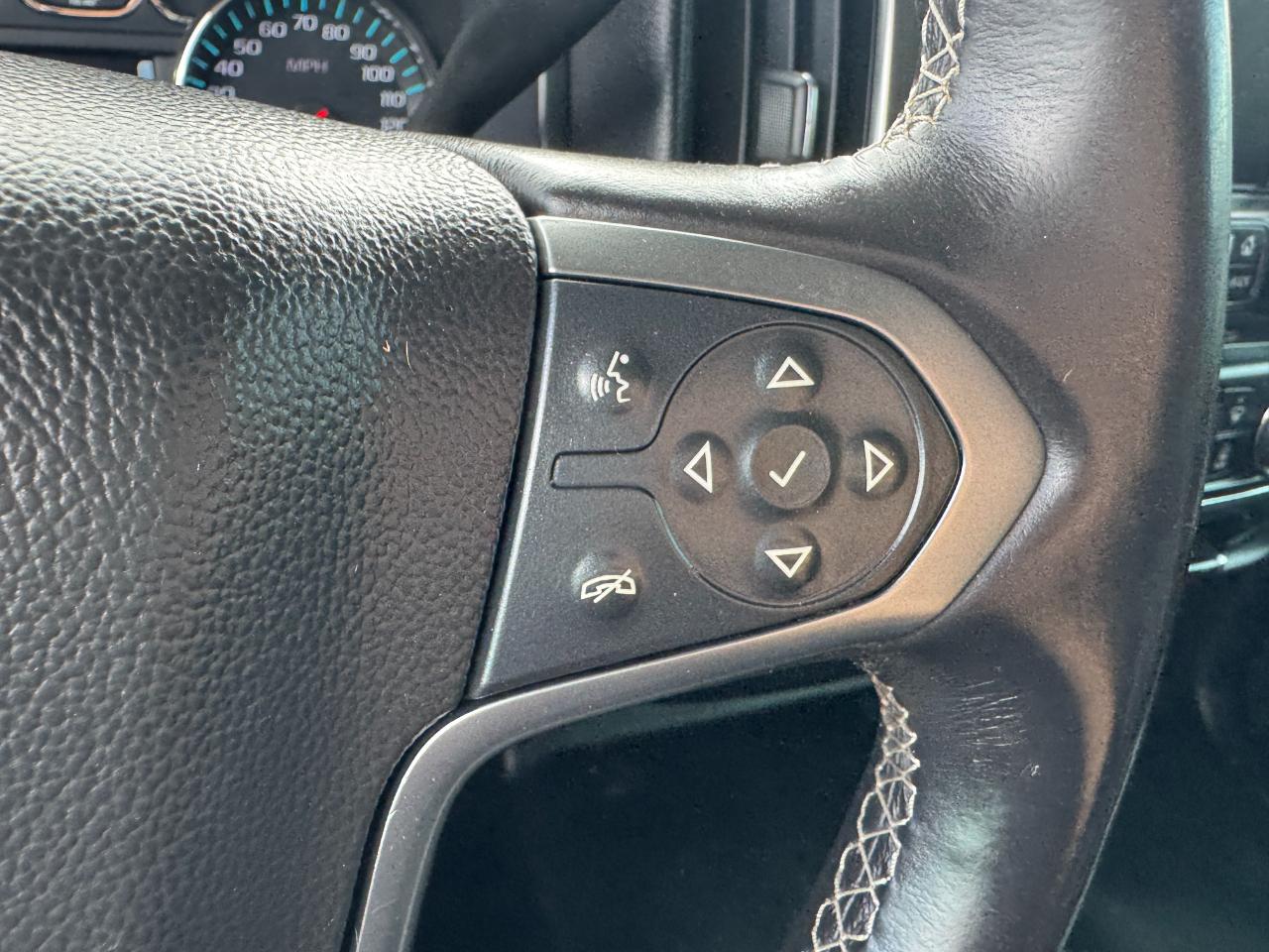 Chevrolet Silverado 2500HD LT Crew Cab 4WD 2015