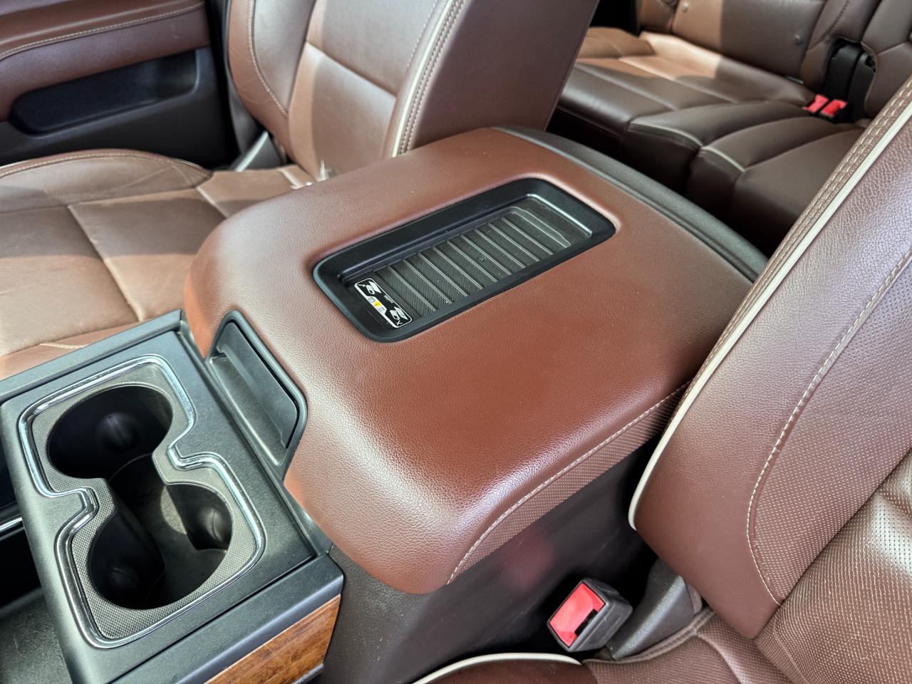 Chevrolet Silverado 2500HD LT Crew Cab 4WD 2016