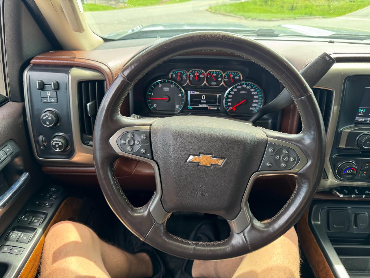 Chevrolet Silverado 2500HD LT Crew Cab 4WD 2016