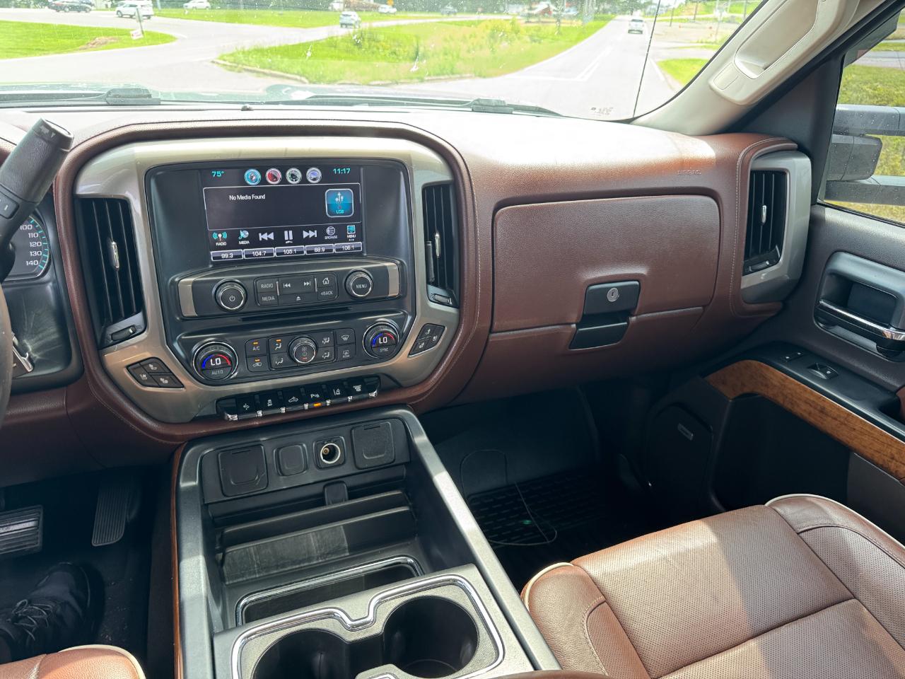 Chevrolet Silverado 2500HD LT Crew Cab 4WD 2016