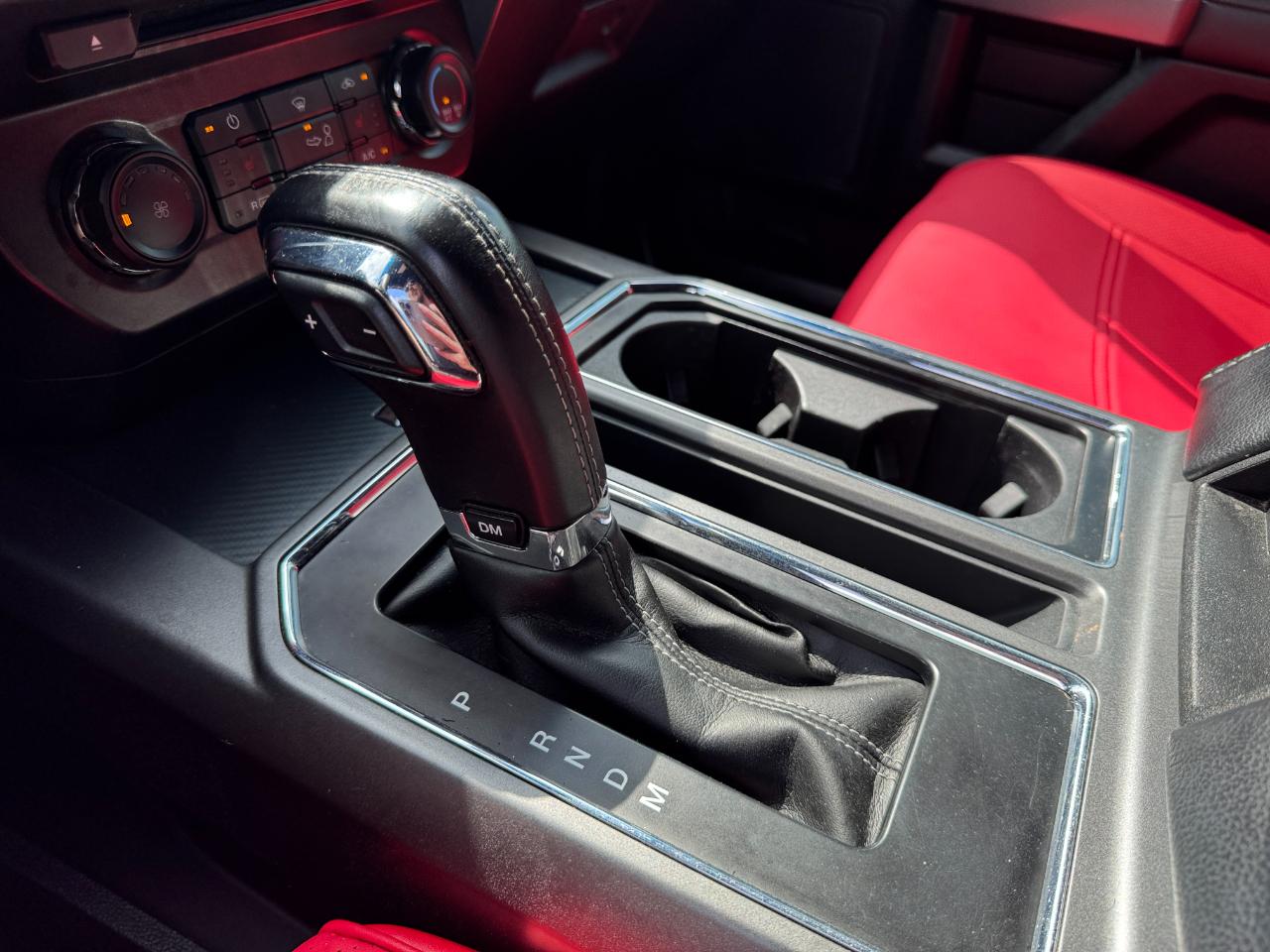Ford F-150 XLT SuperCrew 4WD 2018