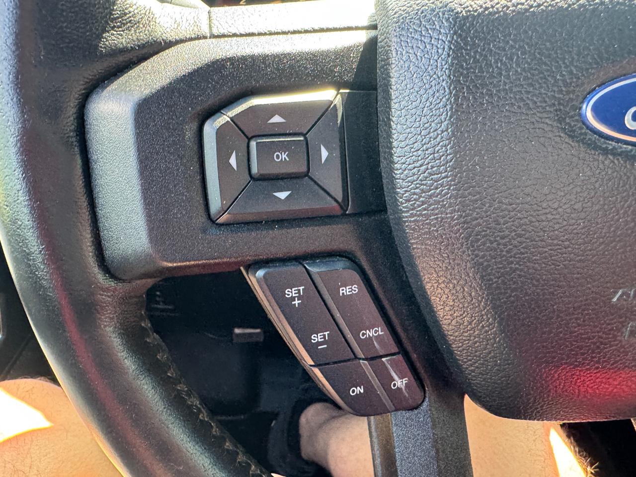 Ford F-150 XLT SuperCrew 4WD 2018