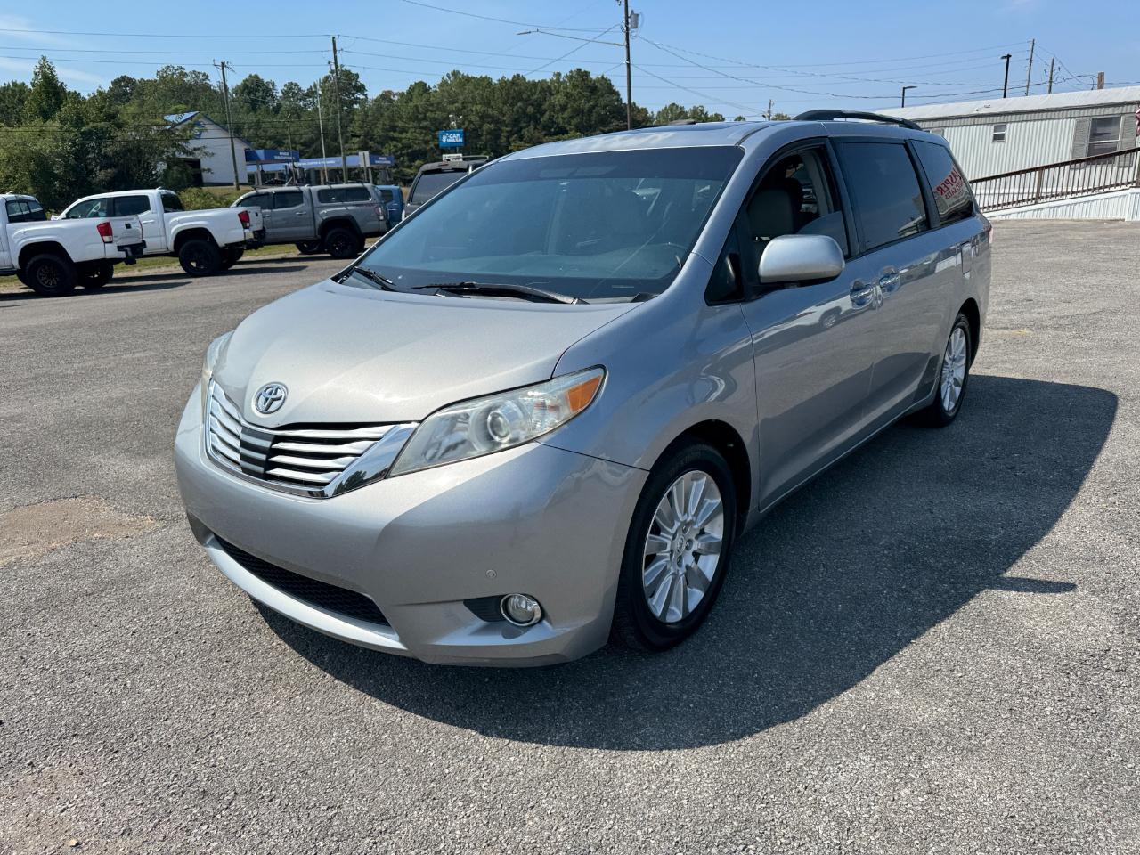 Toyota Sienna Limited FWD 7-Passsenger V6 2012