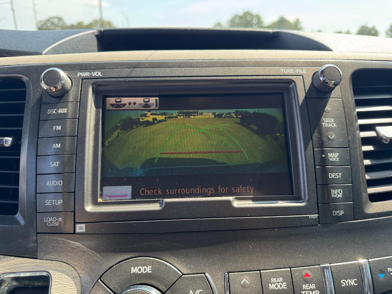 Toyota Sienna Limited FWD 7-Passsenger V6 2012