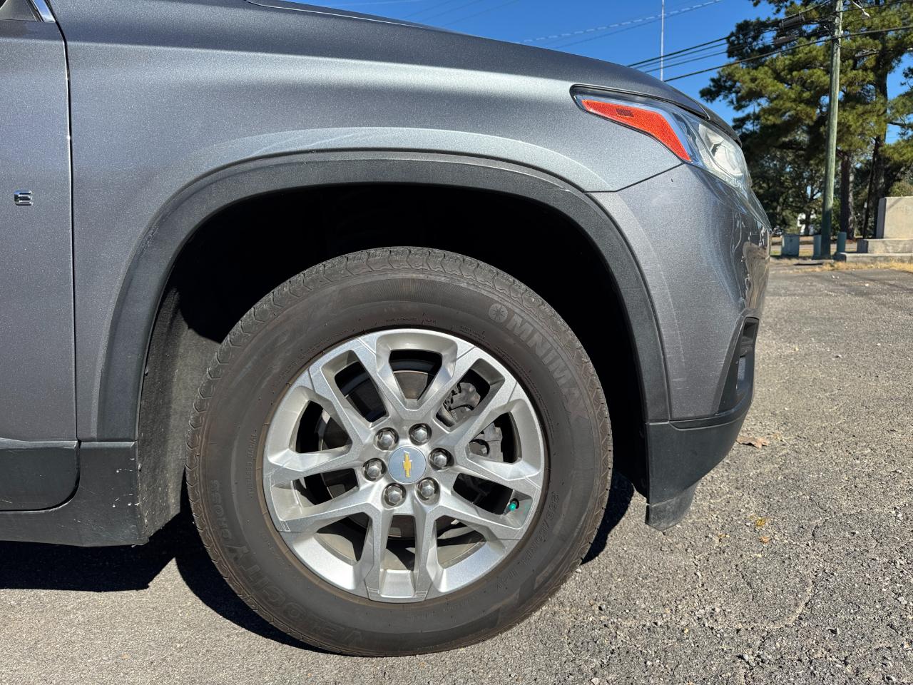 Chevrolet Traverse LS FWD 2021