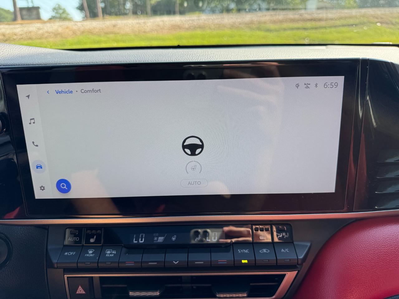 Toyota Camry Hybrid XLE 2025