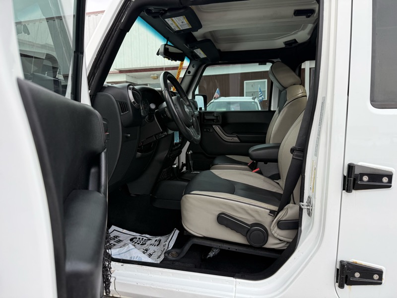 Jeep Wrangler Unlimited Sport 4WD 2015