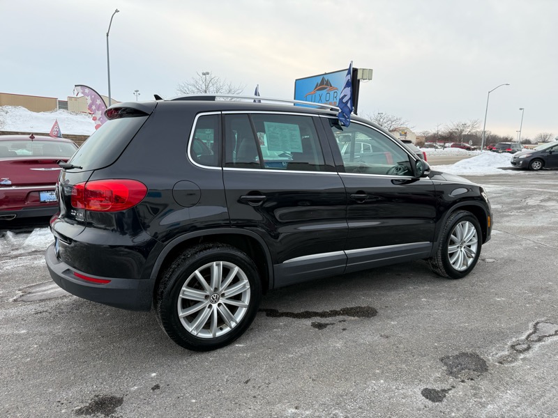 Volkswagen Tiguan S 4Motion 2012