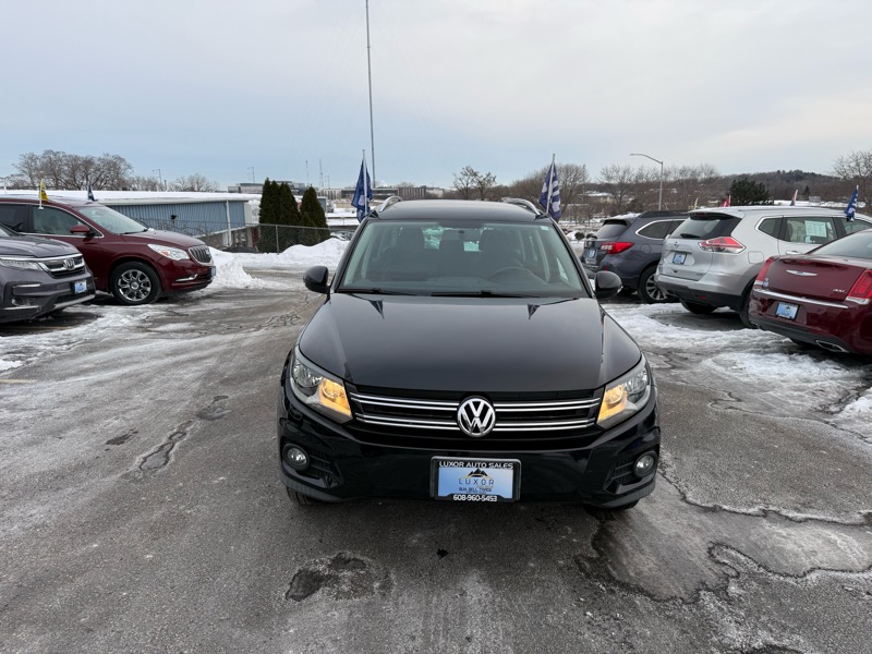 Volkswagen Tiguan S 4Motion 2012