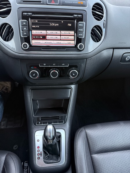 Volkswagen Tiguan S 4Motion 2012