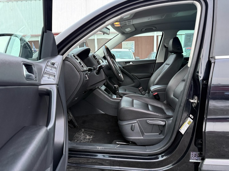 Volkswagen Tiguan S 4Motion 2012