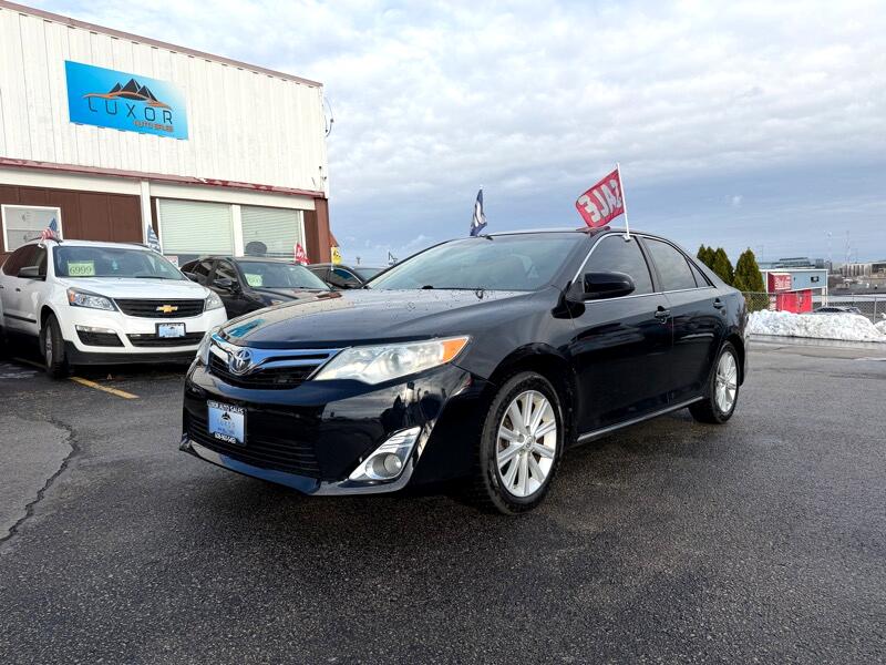 Toyota Camry 4dr Sedan XLE Auto 2012