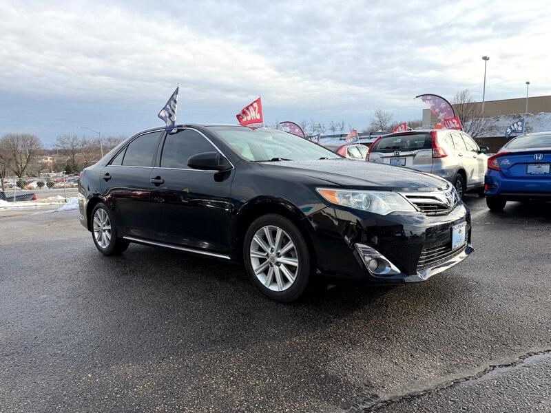 Toyota Camry 4dr Sedan XLE Auto 2012