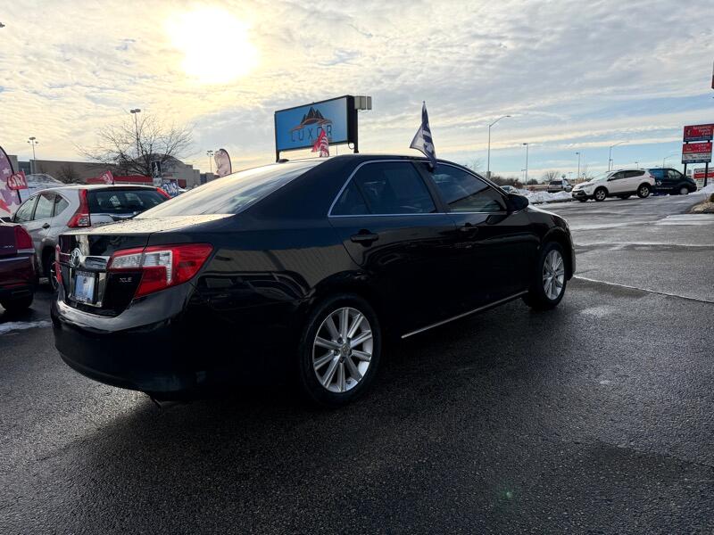 Toyota Camry 4dr Sedan XLE Auto 2012