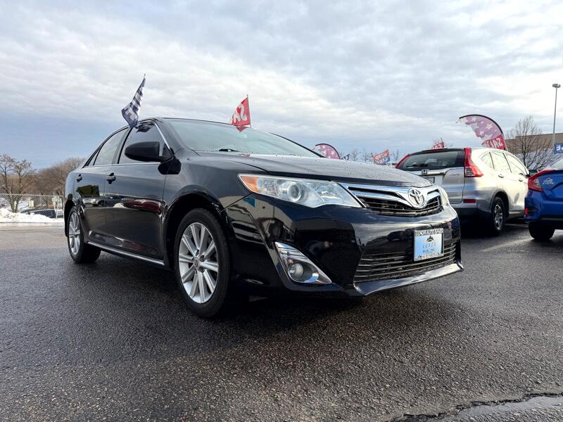 Toyota Camry 4dr Sedan XLE Auto 2012