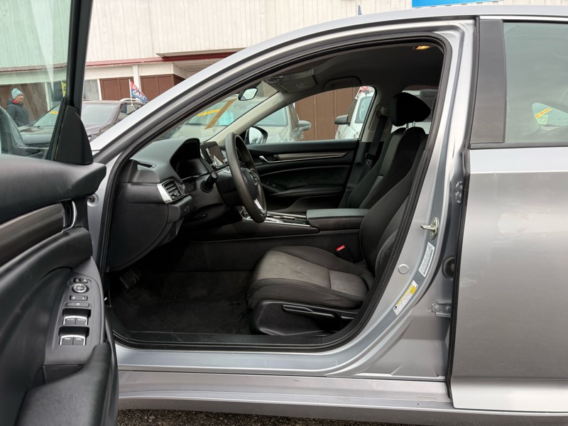 Honda Accord LX CVT 2019